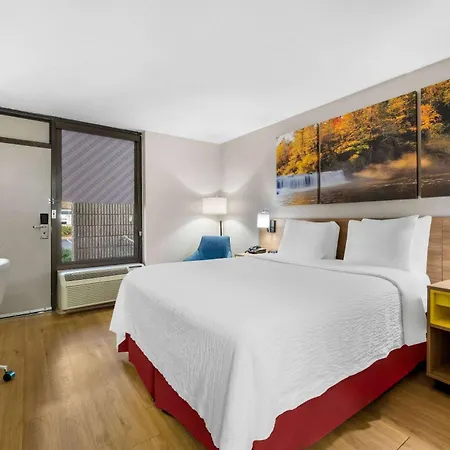 Wyndham Raleigh Midtown戴斯酒店外部照片